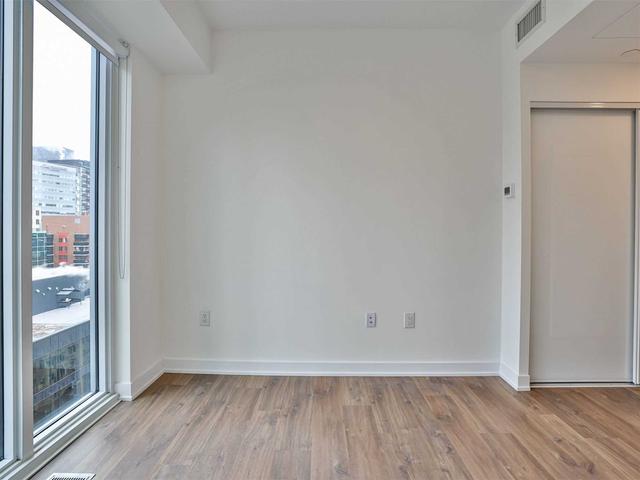 PH12 - 50 Mccaul St, Condo with 3 bedrooms, 2 bathrooms and 2 parking in Toronto ON | Image 20