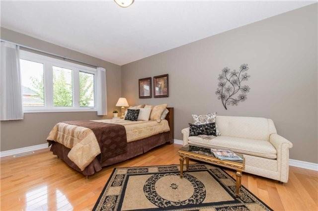 90 Cassels Rd E, House detached with 2 bedrooms, 3 bathrooms and 4 parking in Whitby ON | Image 9