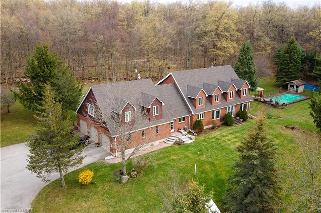 8849 Wellington Rd 50, House detached with 5 bedrooms, 3 bathrooms and 23 parking in Halton Hills ON | Image 3