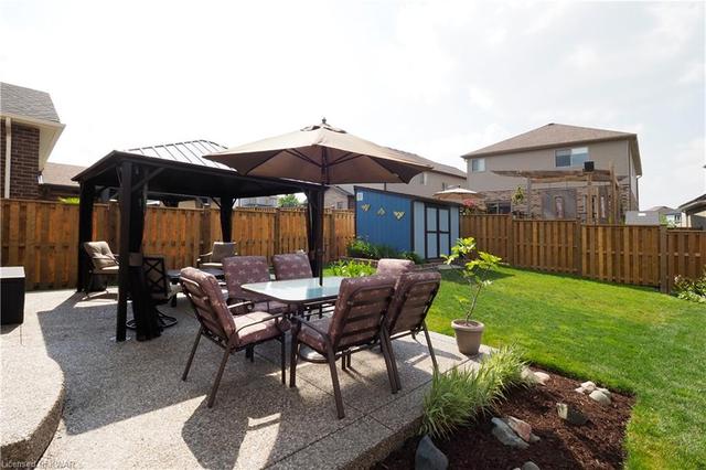 909 Eden Oak Crt, House detached with 3 bedrooms, 2 bathrooms and 4 parking in Kitchener ON | Image 37
