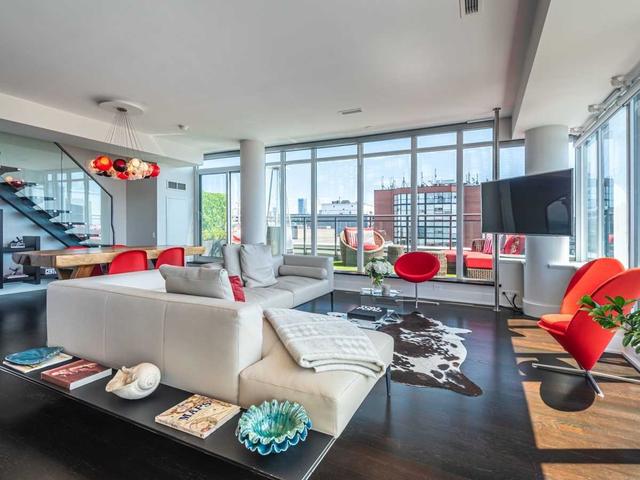 PH1705 - 78 Tecumseth St, Condo with 2 bedrooms, 3 bathrooms and 2 parking in Toronto ON | Image 2