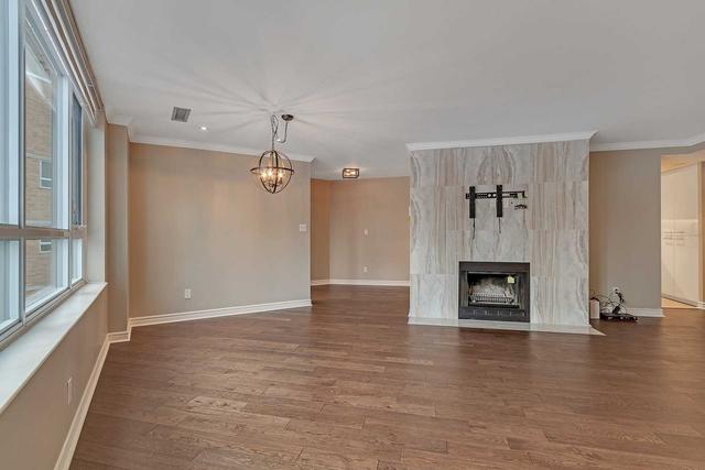 PH-1 - 55 Wellesley St E, Condo with 2 bedrooms, 2 bathrooms and 1 parking in Toronto ON | Image 19