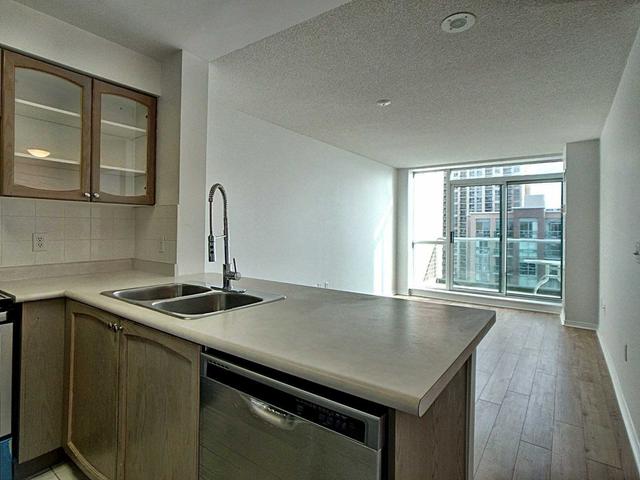 PH-14 - 11 Michael Power Pl, Condo with 1 bedrooms, 1 bathrooms and 1 parking in Etobicoke ON | Image 29