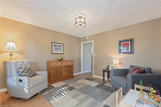 908 Plainview Pl, House detached with 3 bedrooms, 2 bathrooms and 5 parking in Kingston ON | Image 16