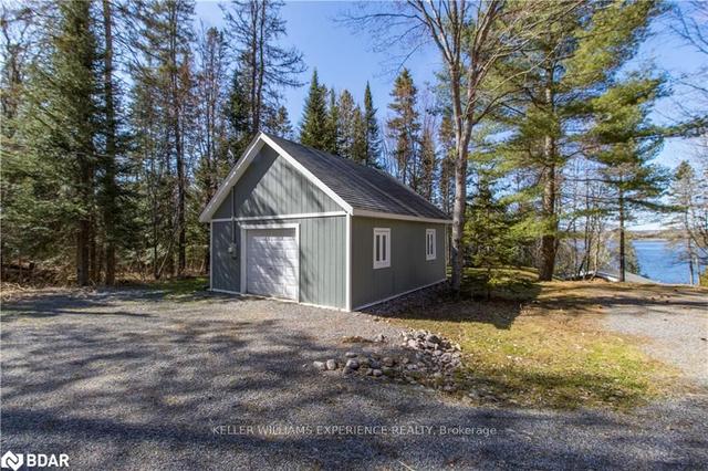 337 Deer Run Rd, House detached with 2 bedrooms, 1 bathrooms and 21 parking in Magnetawan ON | Image 27