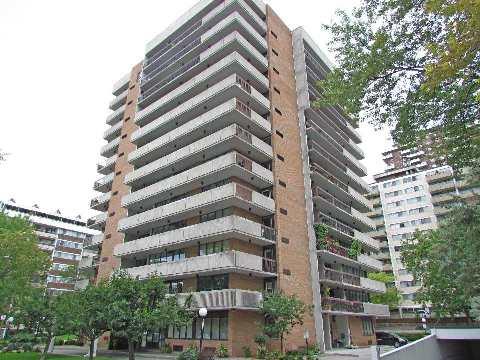 PH-1 - 66 High St E, Condo with 3 bedrooms, 3 bathrooms and 1 parking in Mississauga ON | Image 1