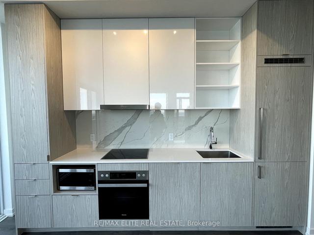 PH201 - 55 Cooper St, Condo with 2 bedrooms, 2 bathrooms and 1 parking in Toronto ON | Image 13