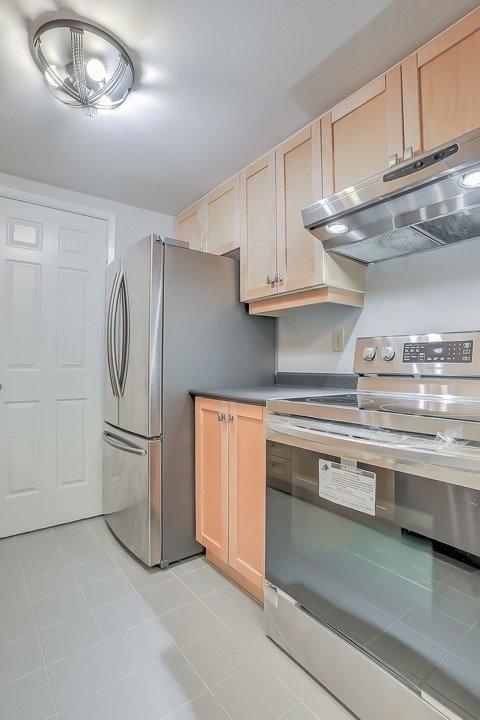 909 - 717 Bay St, Condo with 1 bedrooms, 1 bathrooms and 0 parking in Toronto ON | Image 22