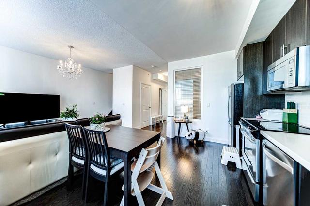 PH15 - 370 Highway 7, Condo with 3 bedrooms, 3 bathrooms and 1 parking in Richmond Hill ON | Image 2