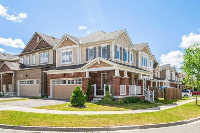 301 Apple Hill Cres, House detached with 3 bedrooms, 4 bathrooms and 4 parking in Kitchener ON | Image 1