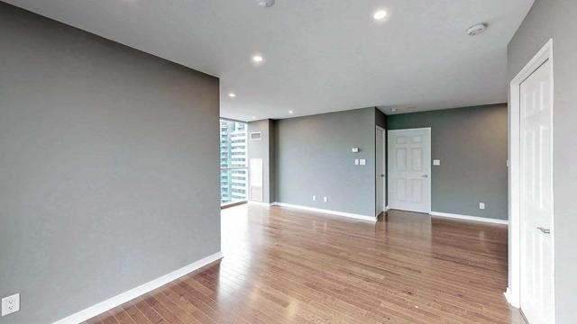 PH-16 - 230 King St E, Condo with 2 bedrooms, 1 bathrooms and 1 parking in Toronto ON | Image 19