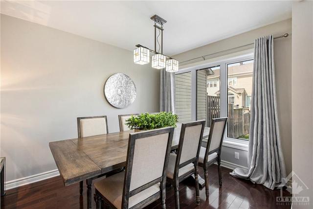 886 Ashenvale Way, Townhouse with 3 bedrooms, 3 bathrooms and 2 parking in Ottawa ON | Image 9