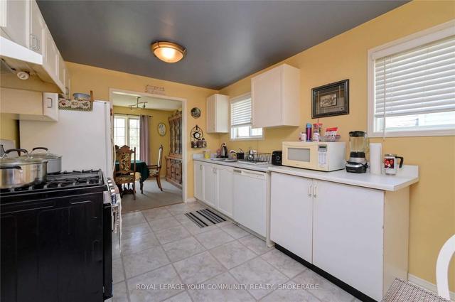 90 Barre Dr, House detached with 2 bedrooms, 2 bathrooms and 4 parking in Barrie ON | Image 23