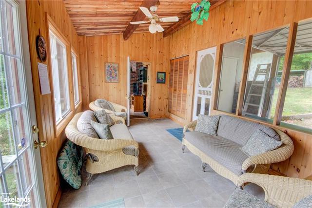 49 Dayeo Dr, House detached with 2 bedrooms, 1 bathrooms and 4 parking in Georgian Bay ON | Image 9