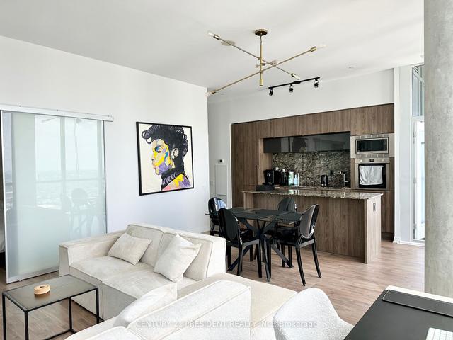 PH-1 - 88 Blue Jays Way, Condo with 2 bedrooms, 2 bathrooms and 1 parking in Toronto ON | Image 2