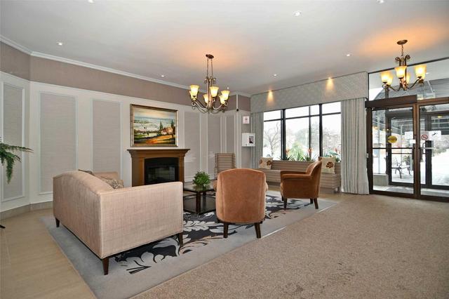 PH15 - 55 Austin Dr, Condo with 1 bedrooms, 1 bathrooms and 2 parking in Unionville ON | Image 3