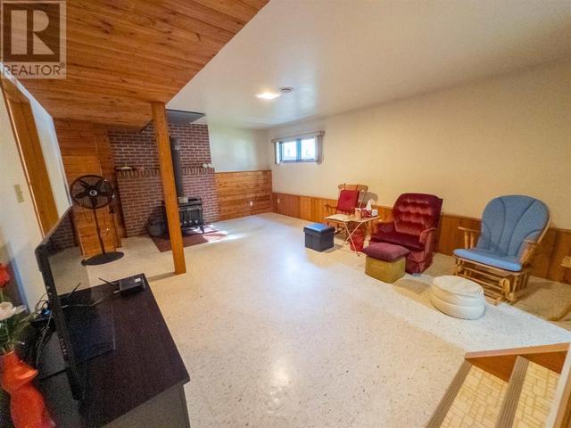 606 3 Rd Ave S, House detached with 3 bedrooms, 2 bathrooms and null parking in Kenora ON | Image 25