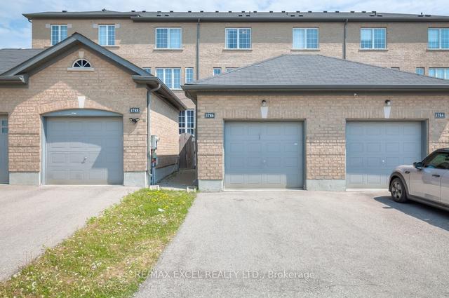 1786 Donald Cousens Pky, House attached with 3 bedrooms, 5 bathrooms and 2 parking in Markham ON | Image 32