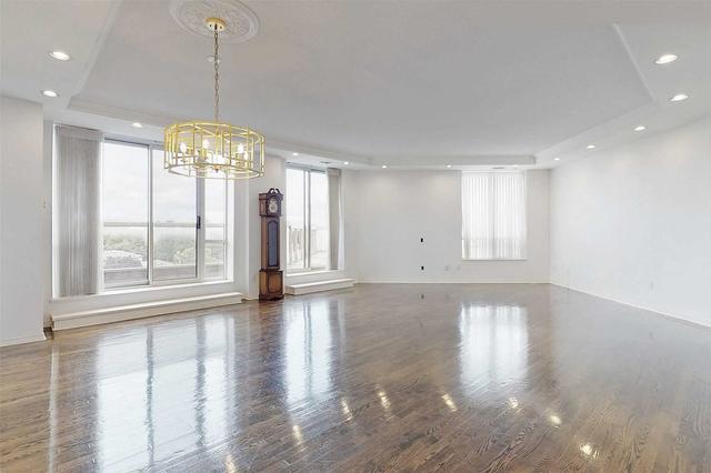PH-1 - 800 Sheppard Ave W, Condo with 2 bedrooms, 3 bathrooms and 2 parking in North York ON | Image 10