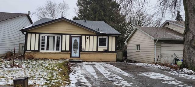 MAIN - 31 Thomas St, House detached with 3 bedrooms, 1 bathrooms and 1 parking in Oshawa ON | Image 1