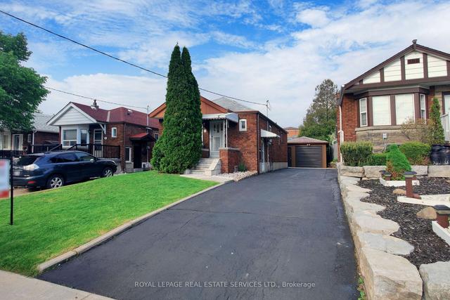 41 Little Blvd, House detached with 2 bedrooms, 2 bathrooms and 4 parking in York ON | Image 24