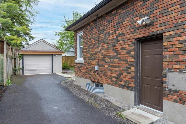 162 Highland Ave, House detached with 7 bedrooms, 2 bathrooms and 3 parking in Saint Catharines ON | Image 34