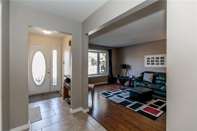 MAIN - 15 Wood Cres, House detached with 3 bedrooms, 1 bathrooms and 1 parking in Bradford ON | Image 1