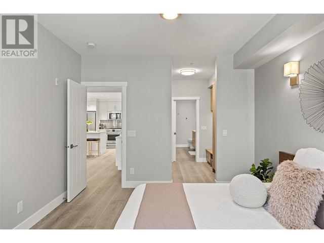 310 - 3865 Truswell Rd, Condo with 2 bedrooms, 2 bathrooms and 1 parking in Kelowna BC | Image 17