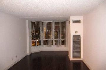 PH-16 - 155 Hillcrest Ave, Condo with 1 bedrooms, 1 bathrooms and 1 parking in Mississauga ON | Image 3
