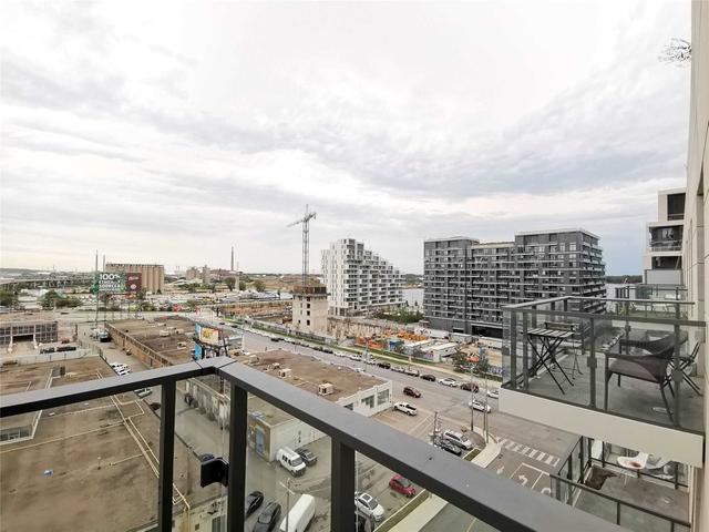 909 - 12 Bonnycastle St, Condo with 1 bedrooms, 2 bathrooms and 0 parking in Toronto ON | Image 7