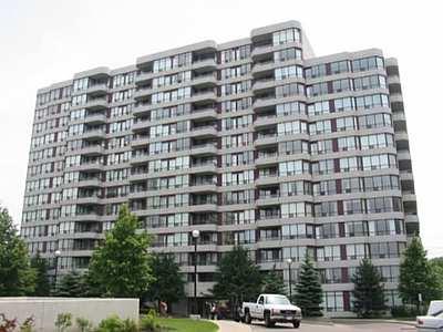 PH208 - 91 Townsgate Dr, Condo with 2 bedrooms, 2 bathrooms and 1 parking in Thornhill ON | Image 1
