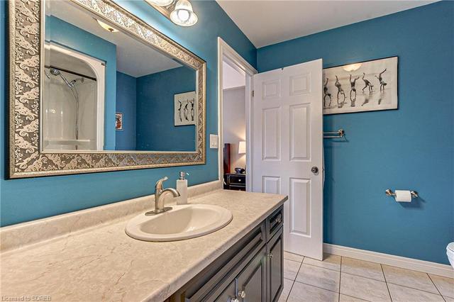 Bathroom with Ensuite Privilege | Image 9