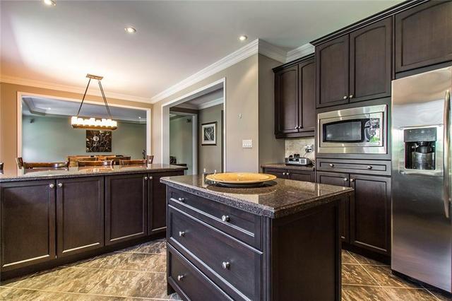 MAIN2ND - 737 Boughton Cres, House detached with 5 bedrooms, 2 bathrooms and 4 parking in Milton ON | Image 13