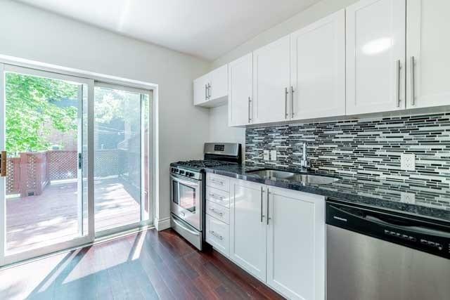 MAIN - 1481 Queen St E, House semidetached with 2 bedrooms, 2 bathrooms and 1 parking in Toronto ON | Image 4