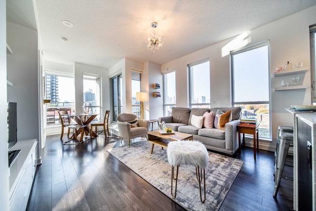 909 - 170 Sumach St, Condo with 2 bedrooms, 2 bathrooms and 1 parking in Toronto ON | Image 1