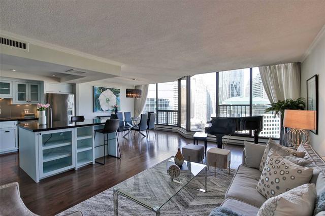 PH-12 - 55 Harbour Sq, Condo with 2 bedrooms, 2 bathrooms and 2 parking in Toronto ON | Image 35