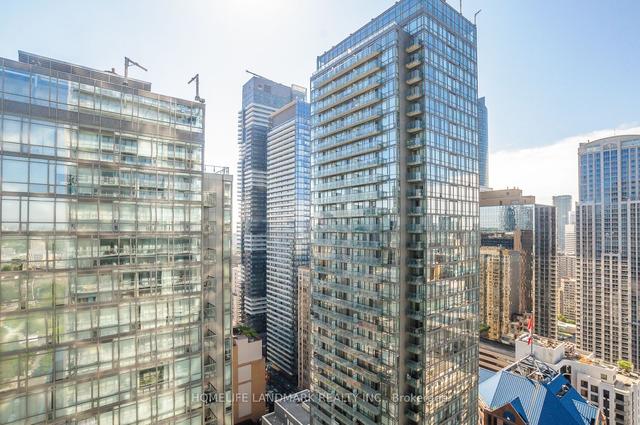 3105 - 832 Bay St, Condo with 2 bedrooms, 2 bathrooms and 1 parking in Toronto ON | Image 14