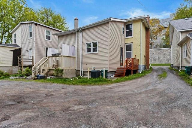 125 Montreal St, House attached with 2 bedrooms, 1 bathrooms and 2 parking in Kingston ON | Image 13