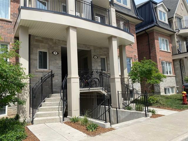 8-03 - 2420 Baronwood Dr, Townhouse with 2 bedrooms, 3 bathrooms and 1 parking in Oakville ON | Image 1