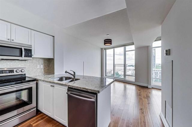 PH18 - 650 Queens Quay W, Condo with 1 bedrooms, 1 bathrooms and 1 parking in Toronto ON | Image 11