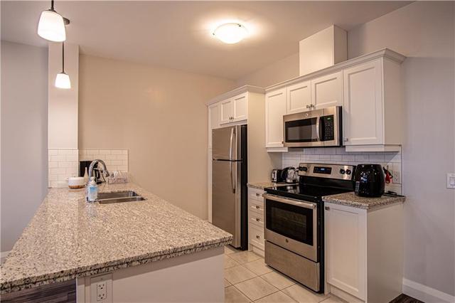 919 - 118 King St E, Condo with 1 bedrooms, 1 bathrooms and 1 parking in Hamilton ON | Image 3