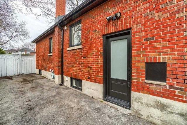 884 Grierson St, House detached with 2 bedrooms, 2 bathrooms and 4 parking in Oshawa ON | Image 21