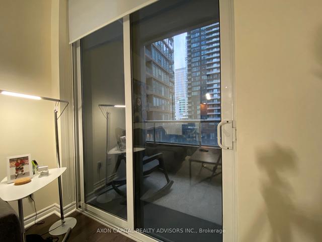 PH03 - 270 Wellington St W, Condo with 1 bedrooms, 1 bathrooms and 1 parking in Toronto ON | Image 9