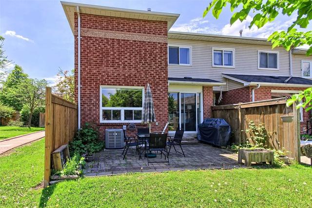 884 Caribou Valley Cir, Townhouse with 3 bedrooms, 4 bathrooms and 2 parking in Newmarket ON | Image 28