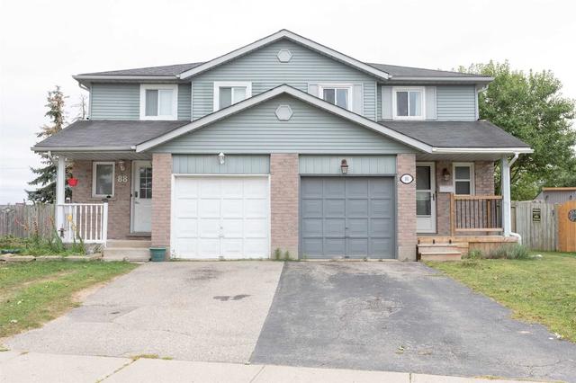 90 Carmine Cres, House semidetached with 3 bedrooms, 2 bathrooms and 3 parking in Cambridge ON | Image 1