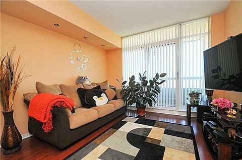 PH205 - 5 Emerald Lane, Condo with 2 bedrooms, 1 bathrooms and 1 parking in Thornhill ON | Image 5