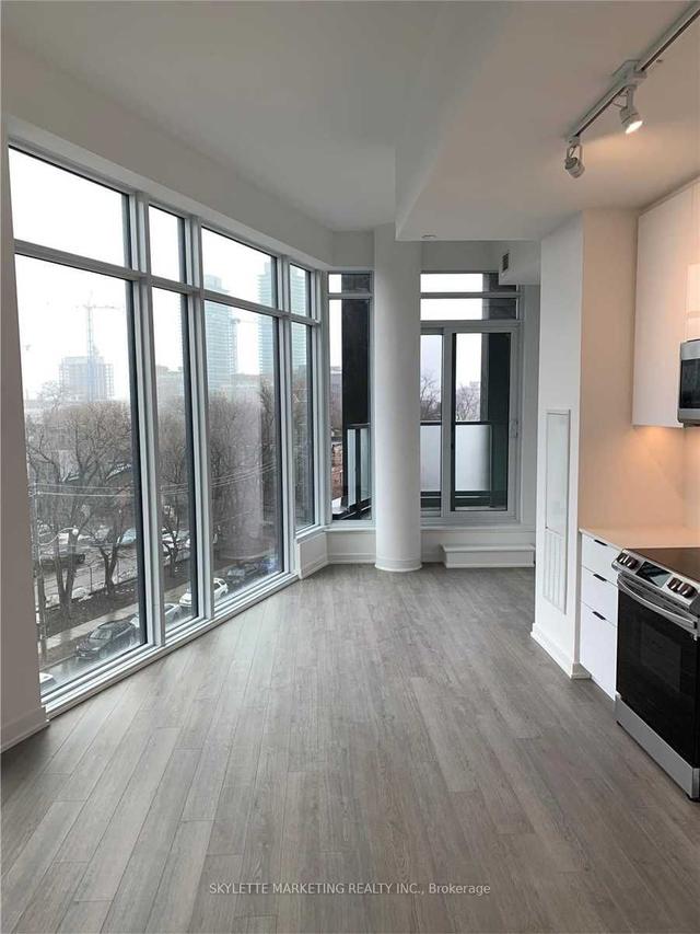 404 - 50 Power St, Condo with 3 bedrooms, 2 bathrooms and 0 parking in Toronto ON | Image 1