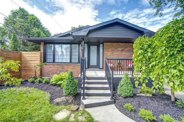 MAIN - 11 Elkwood Dr, House detached with 3 bedrooms, 2 bathrooms and 2 parking in Hamilton ON | Image 10