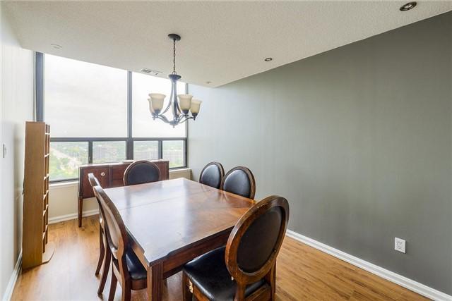 PH-14 - 200 Robert Speck Pky, Condo with 3 bedrooms, 3 bathrooms and 2 parking in Mississauga ON | Image 6