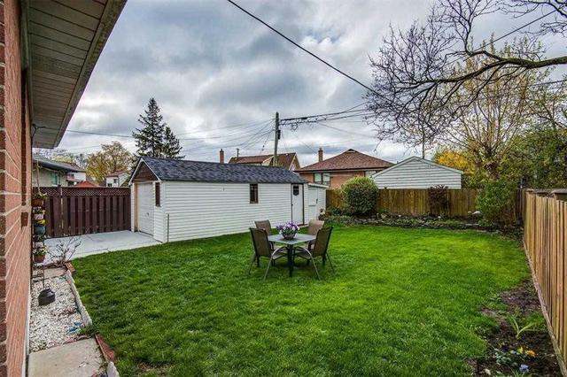 MAIN - 183 Elmhurst Dr, House detached with 3 bedrooms, 1 bathrooms and 4 parking in Etobicoke ON | Image 15